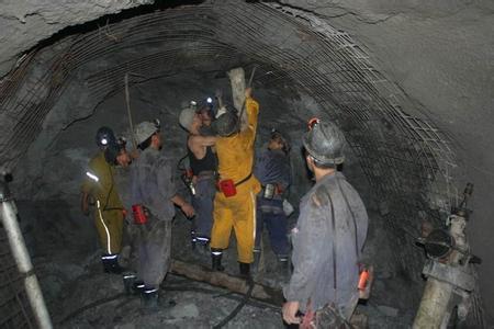 临县工程爆破中的危险因素分析以及应对工程爆破危险的措施